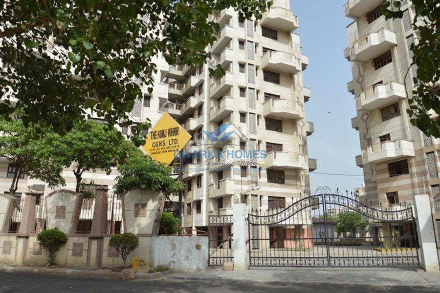 3Bhk Good society flat for sale in Dwarka Sector12 Kunjvihar  apartment